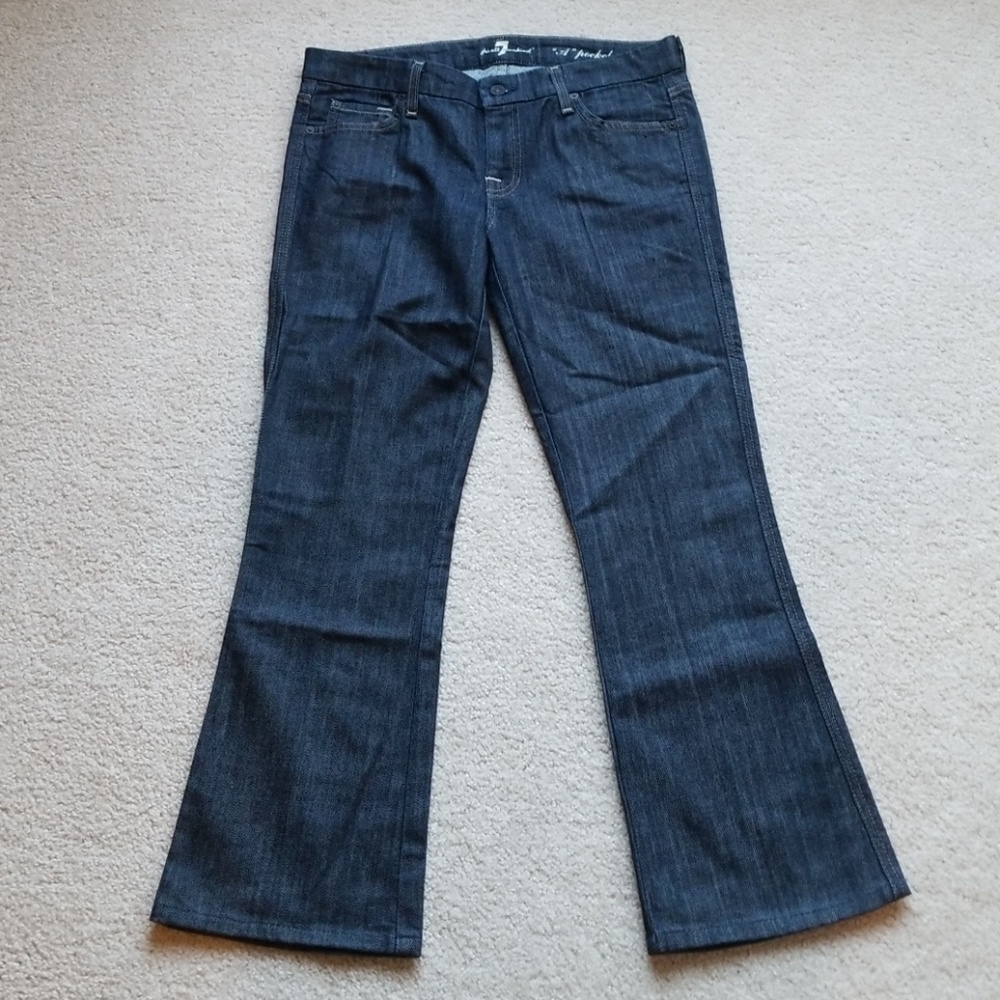 Very nice condition 7 jeans A pocket design